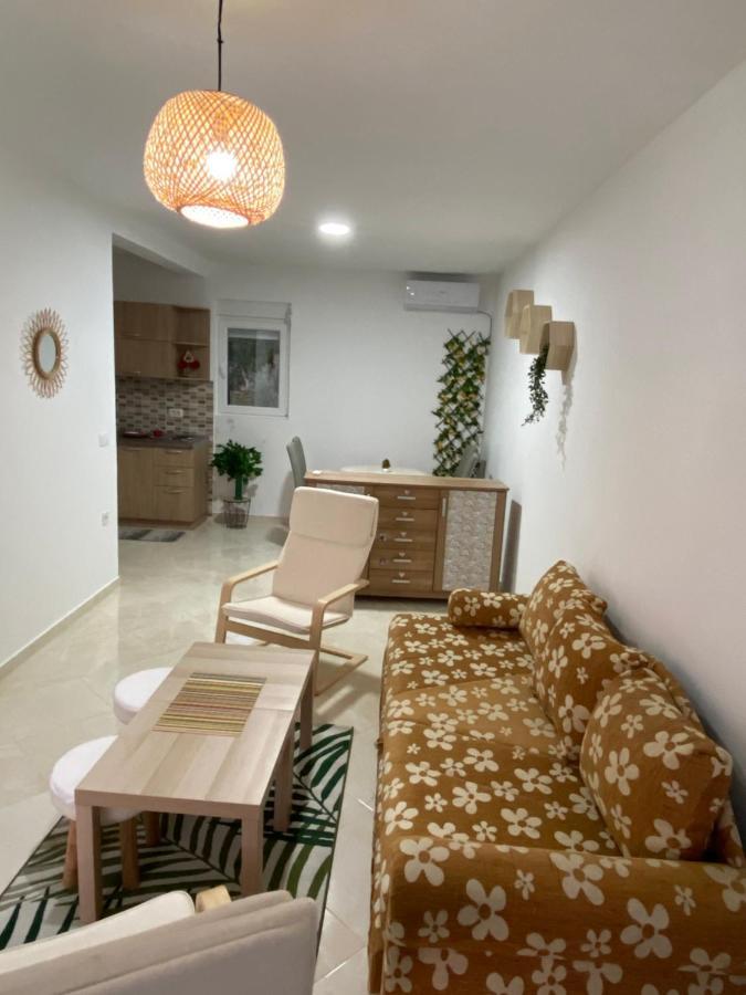 Kotor Apartman Green Sailor Apartment ภายนอก รูปภาพ