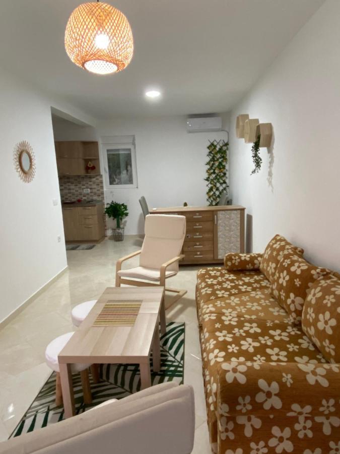Kotor Apartman Green Sailor Apartment ภายนอก รูปภาพ